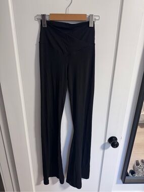 Aerie - Crossover Flared Black Leggings